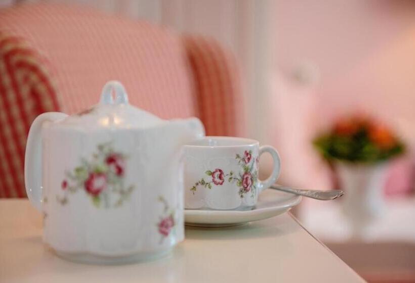 シングルデラックスルーム, Wiesbaden