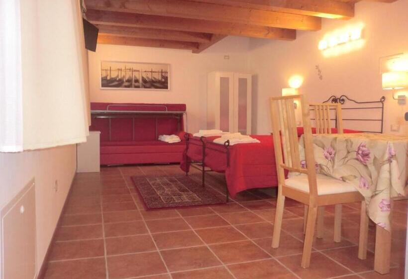 غرفة سوبيريور رباعية, B&b Casa Di Chiara