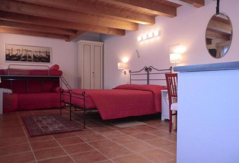 غرفة سوبيريور رباعية, B&b Casa Di Chiara