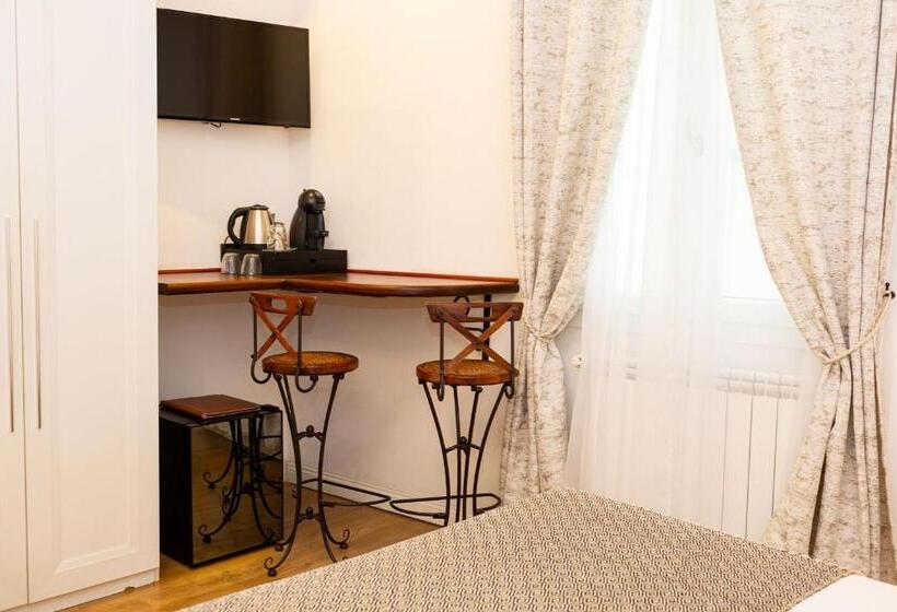 اتاق استاندارد, B&b Chez Moi