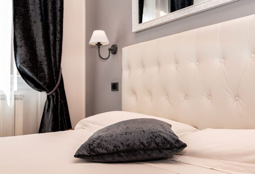 اتاق راحتی سه تخته, B&b Chez Moi