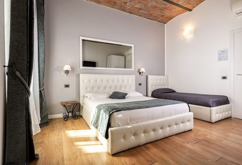 اتاق راحتی سه تخته, B&b Chez Moi