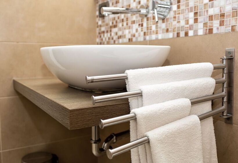 اتاق راحتی سه تخته, B&b Chez Moi