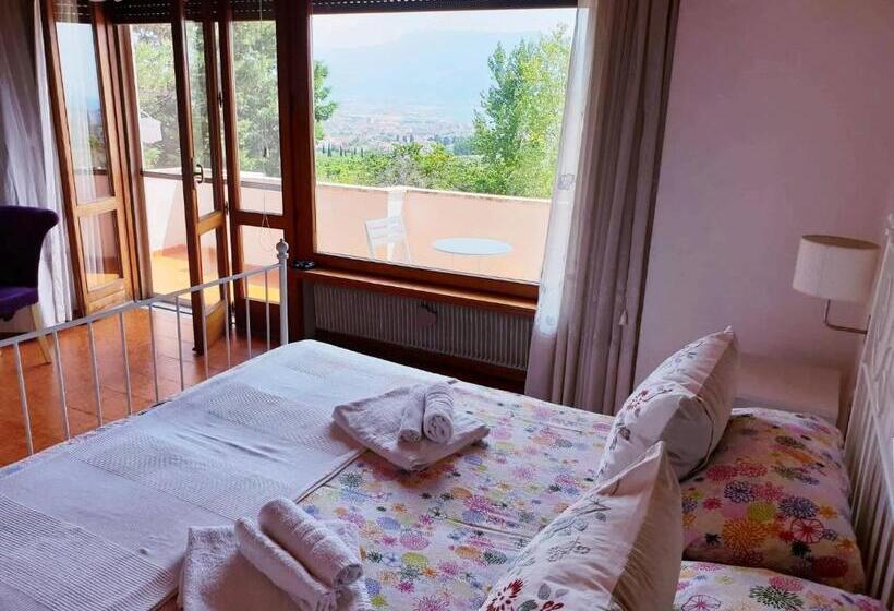 חדר סופריור עם נוף לים ומרפסת, B&b Il Giardino Di Villa Anna