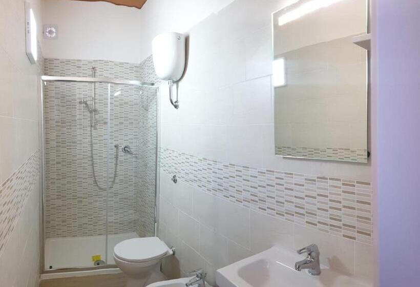 סוויטת ג'וניור נוף לגינה, B&b Il Giardino Di Villa Anna