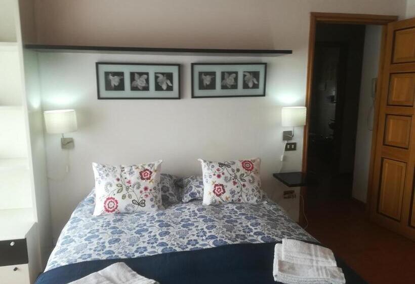 סוויטת ג'וניור נוף לים, B&b Il Giardino Di Villa Anna