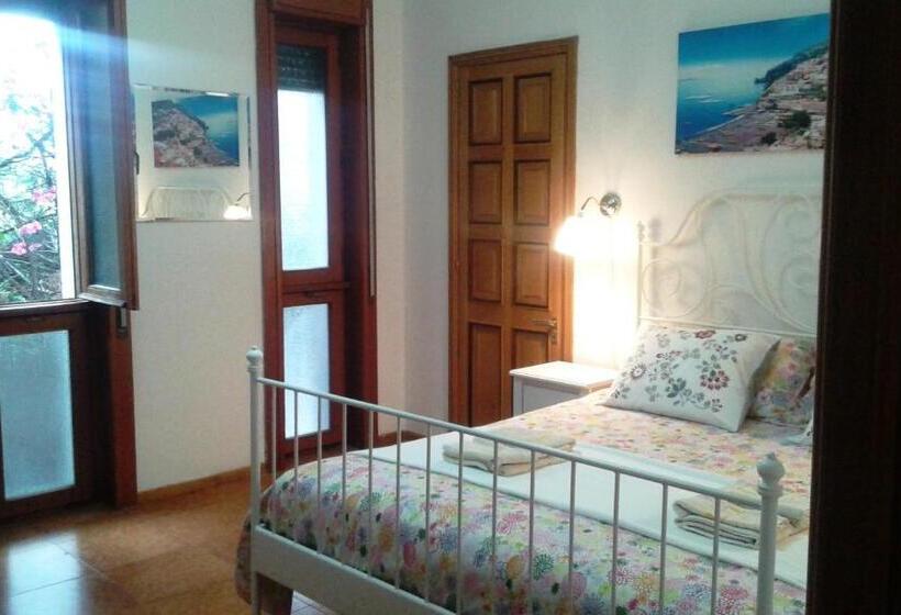 סוויטת ג'וניור נוף לים, B&b Il Giardino Di Villa Anna