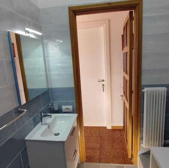 דירה קלאסית חדר שינה אחד, B&b Il Giardino Di Villa Anna