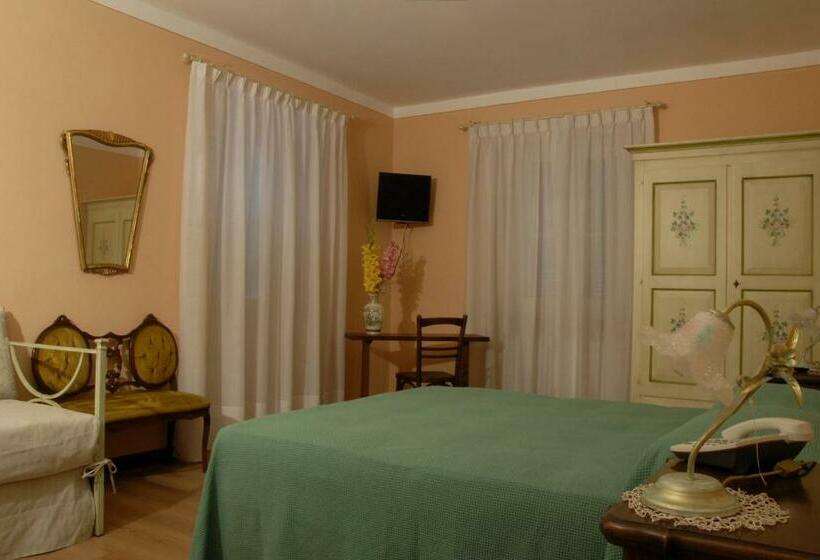 חדר סטנדרט, B&b Le Camelie