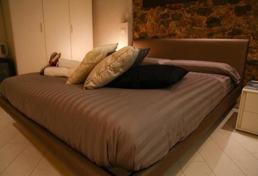 Полулюкс, Art Boutique Hotel Acchiappasogni