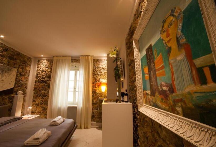 Полулюкс, Art Boutique Hotel Acchiappasogni