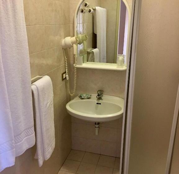 古典房间, La Lanterna