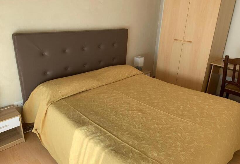 标准间, La Lanterna