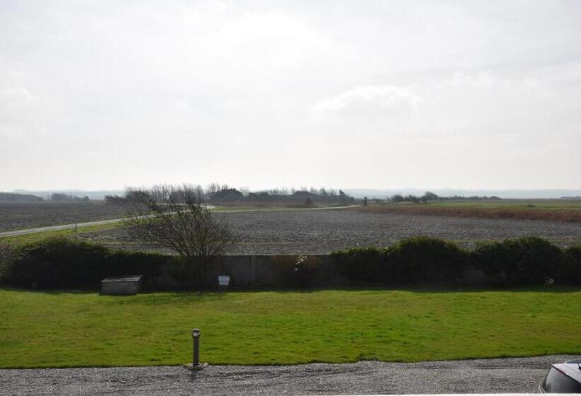 חדר משפחתי, Les Portes Du Hable