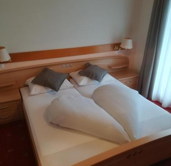 Номер Стандарт, Pension Apartments Klotznerhof