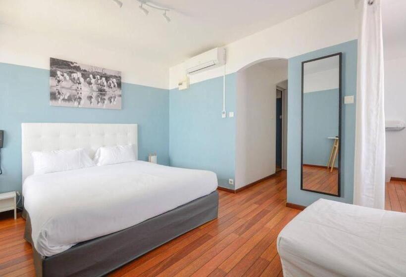 اتاق استاندارد با بالکن و چشمانداز دریا, Abrivado