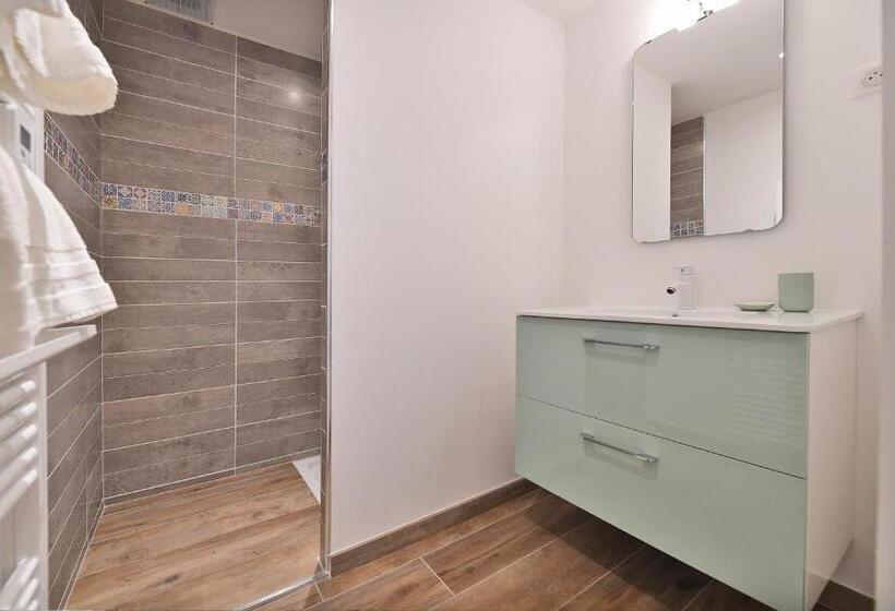 آپارتمان 1 خوابه با بالکن, Abrivado