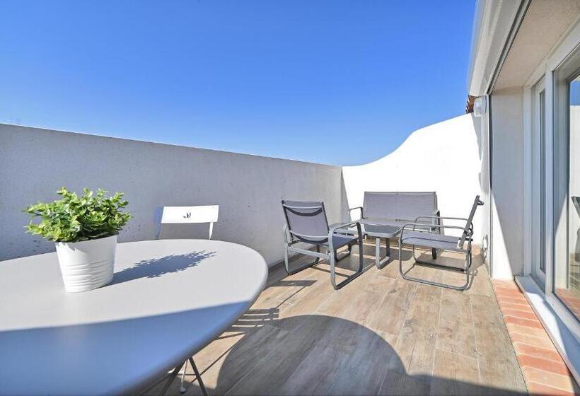 آپارتمان 1 خوابه با بالکن, Abrivado