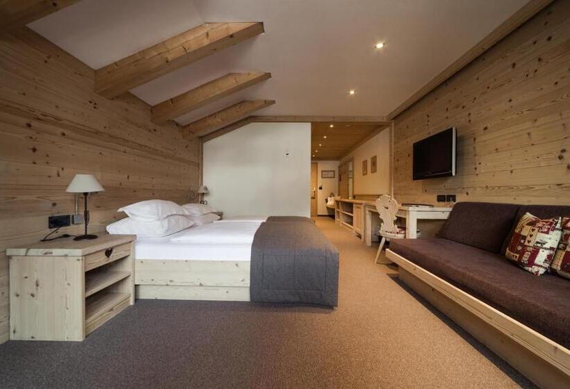 스탠다드 발코니 룸, Arnaria