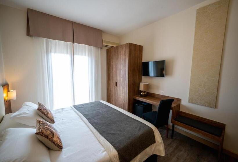 발코니 수피리어 룸, B City