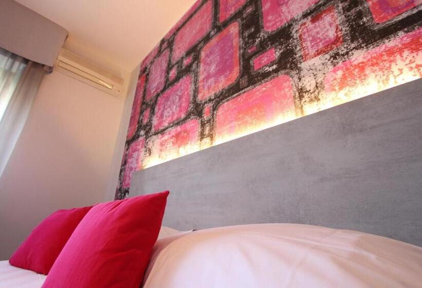 이코노미 룸, B City