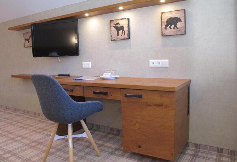 Студия Стандарт, Germania