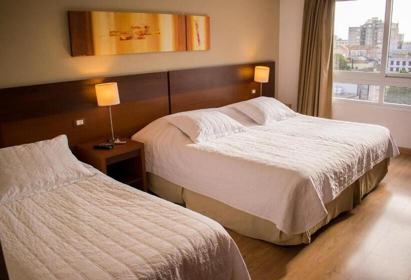 豪华三人间, Jacques Georges Tower