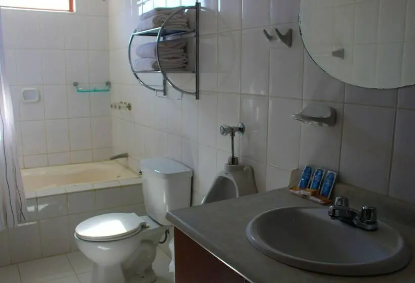 Standard Kolmen Hengen Huone, La Posada Del Colca