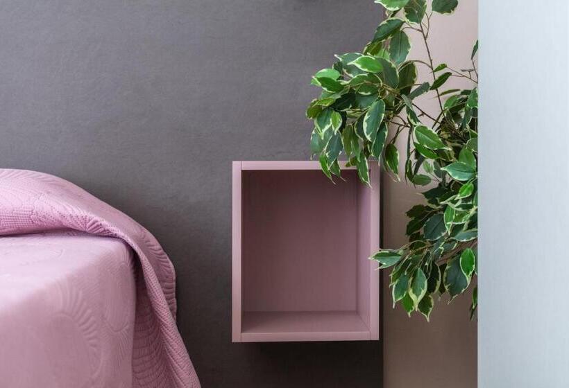 חדר סטנדרט עם מרפסת, Laura