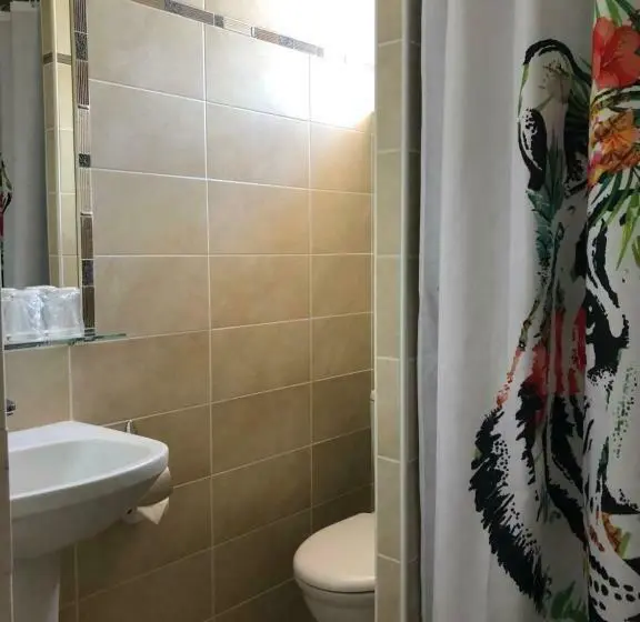 スタンダード４人部屋, Hôtel Sans Souci