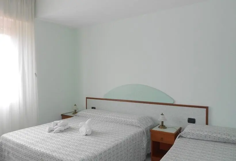 Classic Kolmen Hengen Huone, Residence Maddalena
