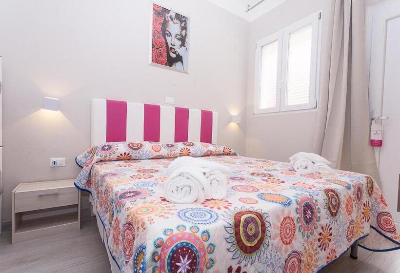 스탠다드 룸, Romantik