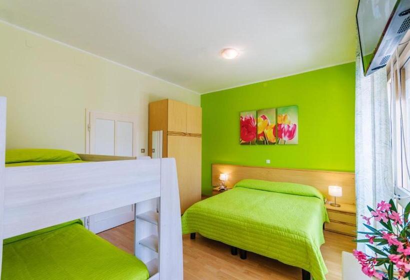 발코니가 있는 4인용 스탠다드 룸, Romantik