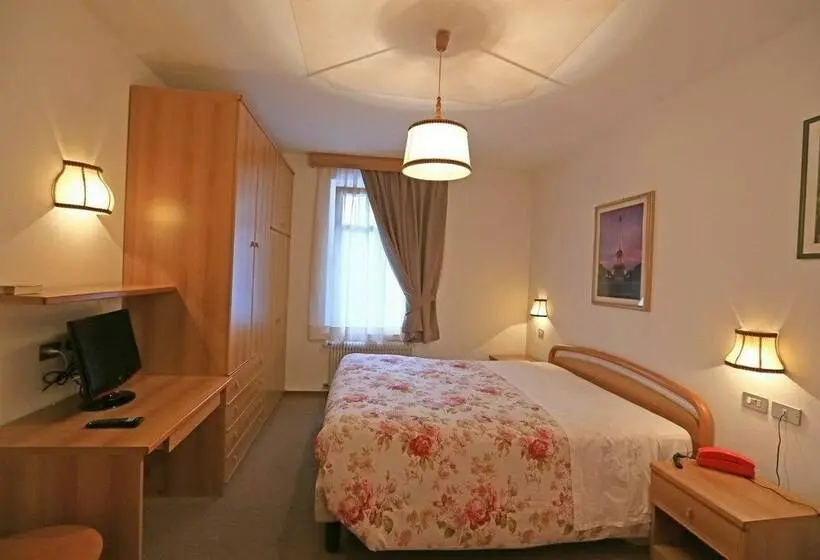 اتاق استاندارد, San Giovanni