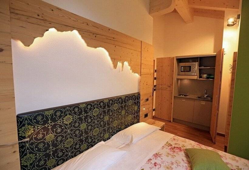 ジュニアスイート, San Giovanni