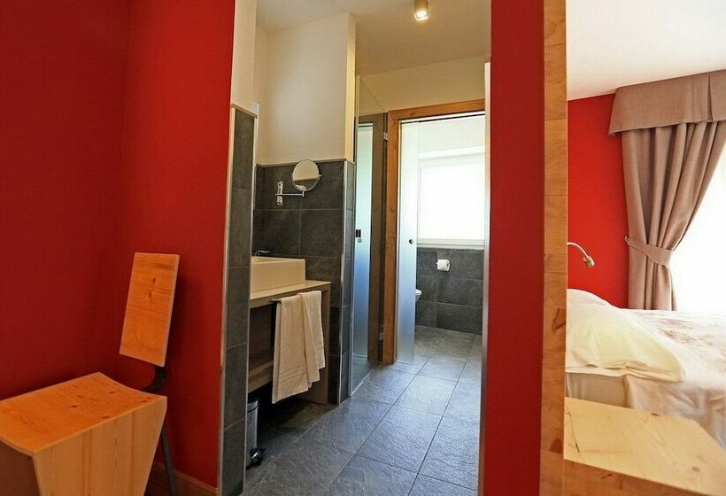 ジュニアスイート, San Giovanni