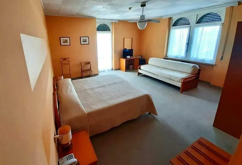 Superior room with lake view, Terminus