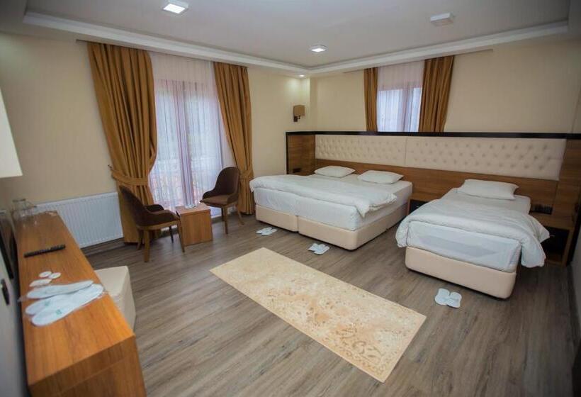 חדר דלוקס לשלושה, Yayla