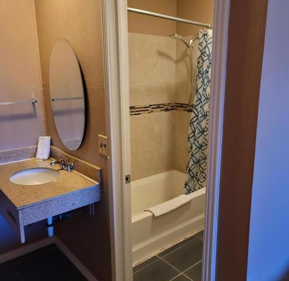 غرفة قياسية سرير كينج, Travel Inn