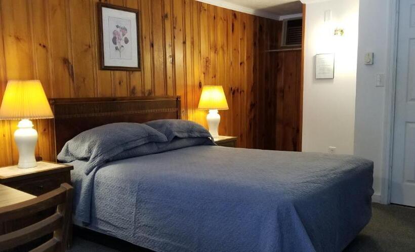 חדר סטנדרט, Tallwood Motel Wells