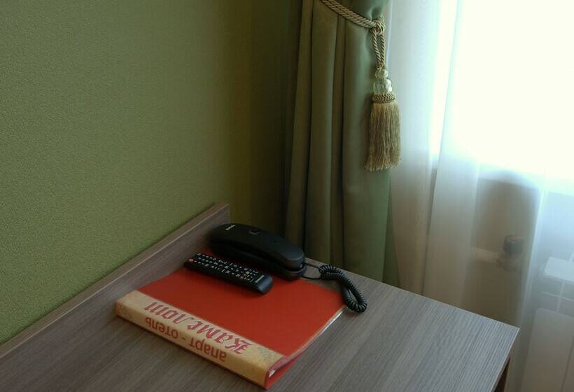 اتاق استاندارد یک نفره, Camelot