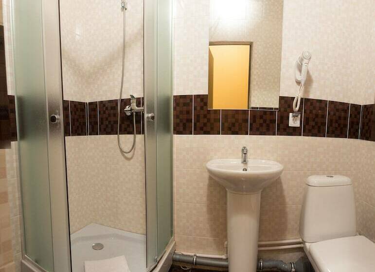 اتاق استاندارد یک نفره, Camelot