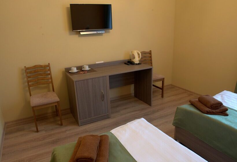 اتاق استاندارد, Camelot