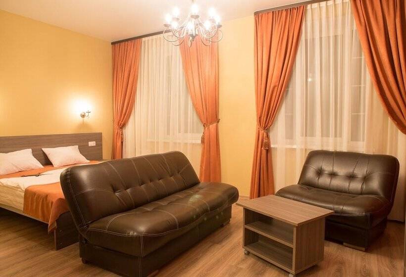 اتاق راحتی, Camelot