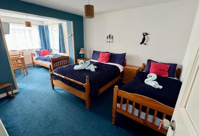 Семейный Номер, Puffin B&b