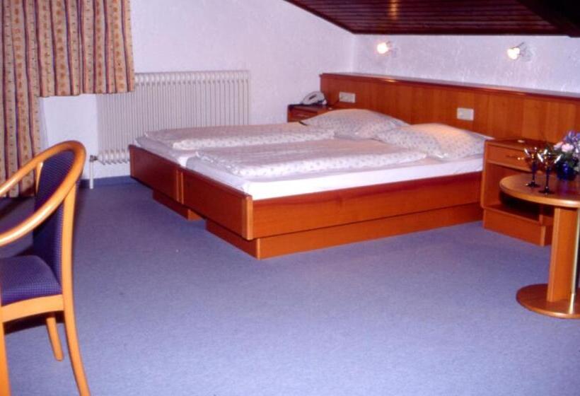 غرفة إقتصادية, Clubhotel Götzens