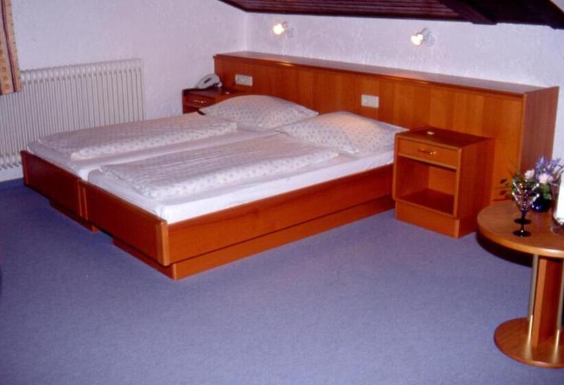 经济房, Clubhotel Götzens