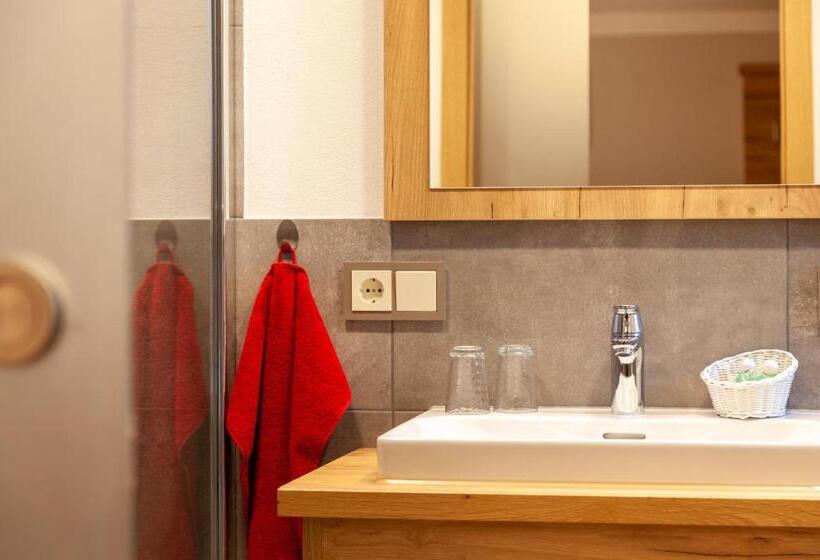 디럭스 룸, Genusshotel Hohenbogen