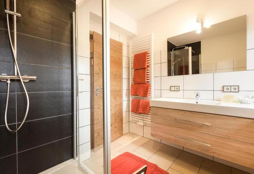 Полулюкс с Балконом, Genusshotel Hohenbogen
