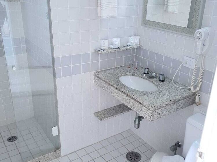 Трехместный Номер Комфорт, Grand Hotel Guarujá A Sua Melhor Experiência Beira Mar Na Praia!